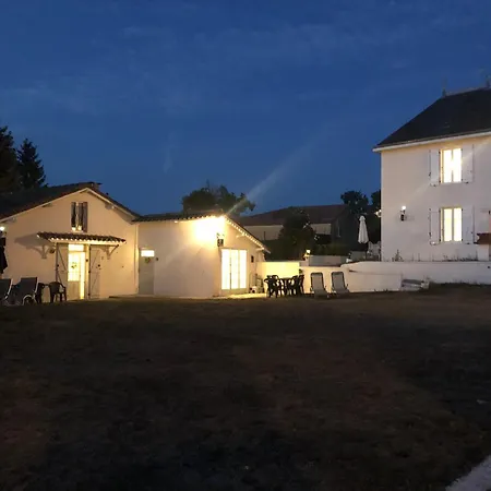 בית נופש Des Tournesols Oradour-Fanais