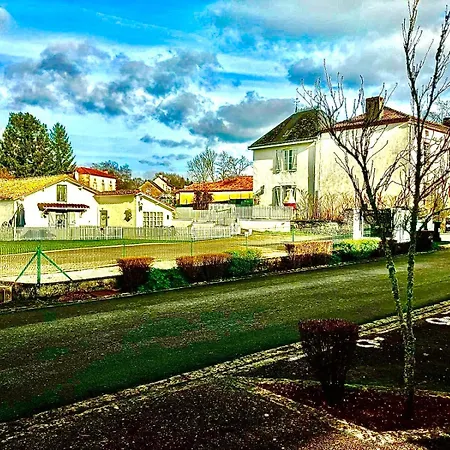 Сasa de vacaciones Des Tournesols Oradour-Fanais