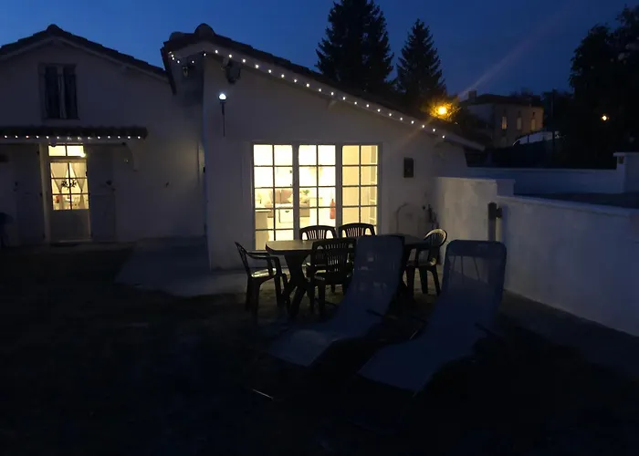 Dom wakacyjny Des Tournesols Oradour-Fanais